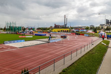 Foto de PLZEN, CZECHIA - 28 de agosto de 2021: Estadio atlético en Plzen (Pilsen), República Checa - Imagen libre de derechos