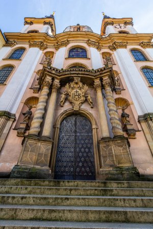 Téléchargez les photos : Eglise Notre-Dame des Neiges à Olomouc, République Tchèque - en image libre de droit
