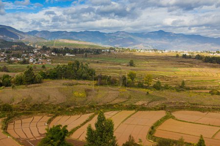 Téléchargez les photos : Zone rurale près du lac Erhai, province du Yunnan, Chine - en image libre de droit