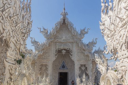 Téléchargez les photos : Wat Rong Khun (Temple Blanc) dans la province de Chiang Rai, Thaïlande - en image libre de droit