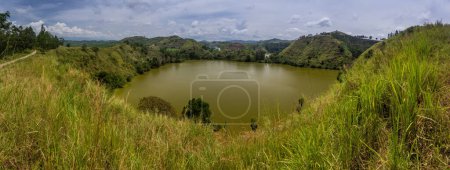 Foto de Lago Mbajo cerca de Fort Portal, Uganda - Imagen libre de derechos