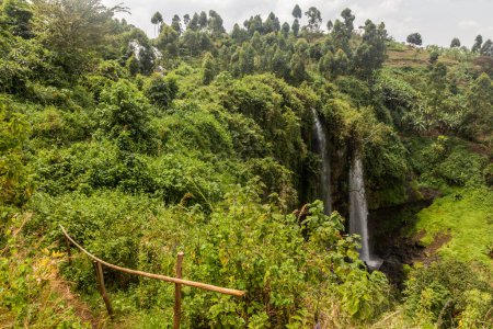 Foto de Vista de las cataratas de Sipi, Uganda - Imagen libre de derechos