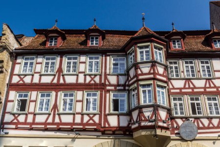 Foto de Casa medieval de entramado de madera en Schwabisch Hall, Alemania - Imagen libre de derechos