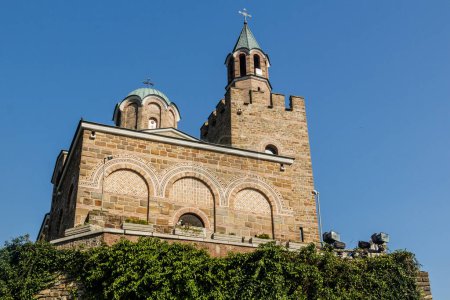 Foto de Catedral de la Ascensión en la fortaleza de Tsarevets en Veliko Tarnovo, Bulgaria - Imagen libre de derechos