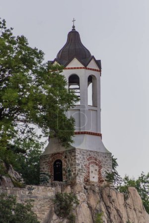 Téléchargez les photos : Clocher de l'église St Paraskeva à Plovdiv, Bulgarie - en image libre de droit