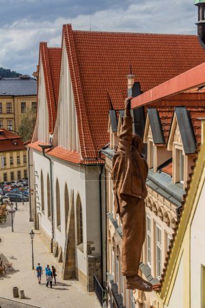 Téléchargez les photos : PRAGUE, RÉPUBLIQUE TCHÈQUE - 6 SEPTEMBRE 2020 : Sculpture Viselec à Prague, République tchèque - en image libre de droit