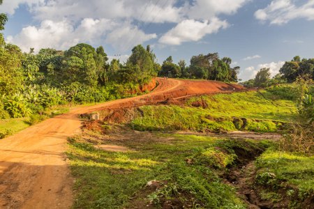 Foto de Carretera en la aldea de Jinka, Etiopía - Imagen libre de derechos