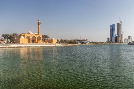 Photo for Abdul Qadir Faqih Mosque at corniche promenade in Jeddah, Saudi Arabia - Royalty Free Image