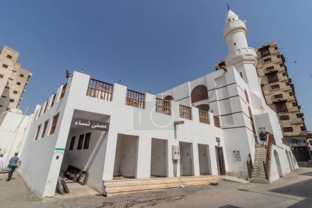 Téléchargez les photos : JEDDAH, ARABIE SAOUDITE - 15 NOVEMBRE 2021 : Mosquée Al Maamar à Al Balad, centre historique de Jeddah, Arabie Saoudite. - en image libre de droit