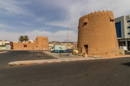 Foto de HA 'IL, ARABIA SAUDITA - 2 DE NOVIEMBRE DE 2021: Restos del Palacio de Barzan en Ha' il, Arabia Saudita - Imagen libre de derechos
