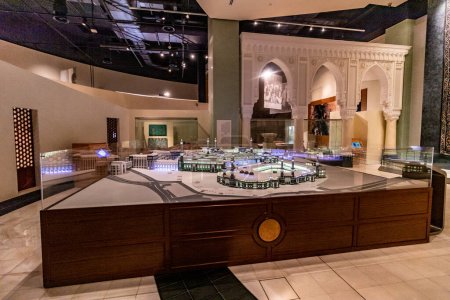 Photo for RIYADH, SAUDI ARABIA - NOVEMBER 29, 2021: Mecca exhibits of the National Museum of Saudi Arabia in Riyadh - Royalty Free Image