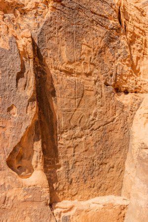 Foto de Arte rupestre (petroglifos) en Jubbah, Arabia Saudita - Imagen libre de derechos