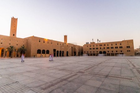 Photo for RIYADH, SAUDI ARABIA - NOVEMBER 1, 2021: Deera (Justice) Square in Riyadh, Saudi Arabia - Royalty Free Image