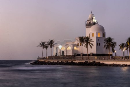 Island Mosque on the corniche promenade in Jeddah, Saudi Arabia