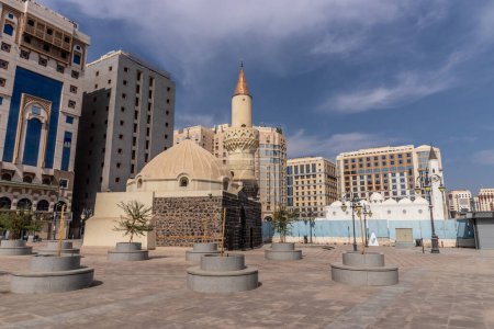 Téléchargez les photos : Mosquée Abu Bakr dans la région d'Al Haram à Médine, Arabie Saoudite - en image libre de droit
