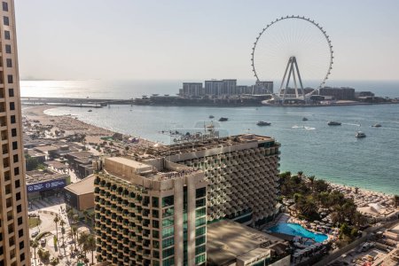 Foto de DUBAI, Emiratos Árabes Unidos - 27 de octubre de 2021: Rueda de observación Ain Dubai en Dubai, Emiratos Árabes Unidos. - Imagen libre de derechos