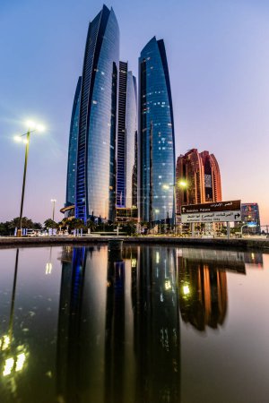 Photo for ABU DHABI, UAE - OCTOBER 22, 2021: Skyscrapers in Abu Dhabi, United Arab Emirates. - Royalty Free Image