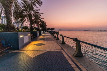 Photo for Evening view of Abu Dhabi corniche, United Arab Emirates. - Royalty Free Image