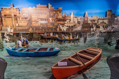 Foto de DUBAI, Emiratos Árabes Unidos - 31 de octubre de 2021: Exposición de Varanasi en el pabellón de la India en la Expo 2020 en Dubai, Emiratos Árabes Unidos. - Imagen libre de derechos