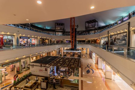 Photo for ABU DHABI, UAE - OCTOBER 14, 2021: Marina Mall in Abu Dhabi, United Arab Emirates. - Royalty Free Image