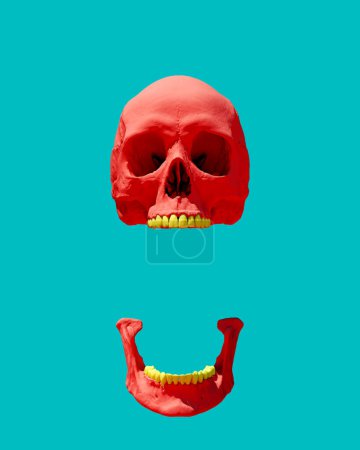 Foto de Mandíbula del cráneo flotante rojo amarillo dientes día soleado cielo azul 3d ilustración renderizado digital - Imagen libre de derechos