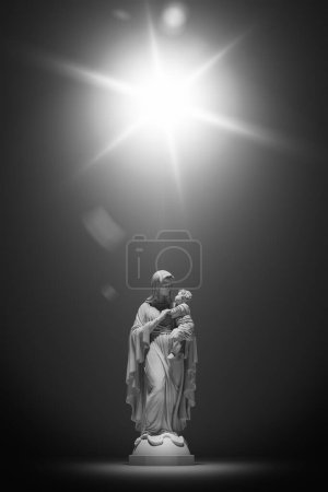 Téléchargez les photos : Marie Mère Sainte Maria Sainte Mère de Jésus Christian Bébé Jésus Catholique Catholique Religieux Statue Étoile Illustration 3D rendre rendu numérique - en image libre de droit