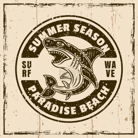 Téléchargez les illustrations : Saison estivale vecteur surf emblème, étiquette, insigne ou logo avec requin. Illustration sur fond avec textures - en licence libre de droit