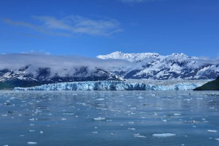 Wolkenumkehrung und Hubbard-Gletscher
