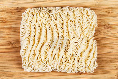 Téléchargez les photos : Close up Lay plat de nouilles Ramen également connu sous le nom de nouilles instantanées un produit du Japon - en image libre de droit