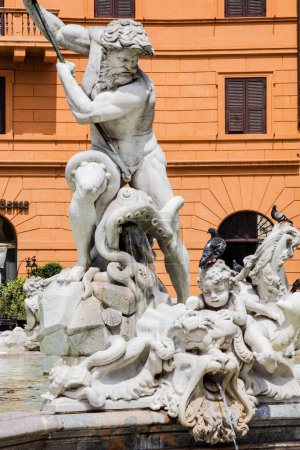 Téléchargez les photos : La célèbre fontaine Neptune Piazza Navona Rome, Italie, Europe - en image libre de droit