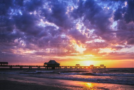 Coucher de soleil au quai 66 Clearwater, Floride, États-Unis, Amérique du Nord avec espace de copie