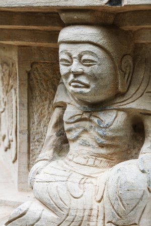 Téléchargez les photos : Statues de Bouddha sculptées dans la pierre située dans le parc sept étoiles, Guilin Chine, Asie de l'Est - en image libre de droit