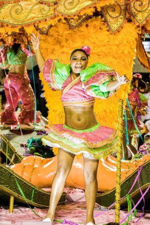 Téléchargez les photos : Le célèbre défilé du Carnaval au Sambodromo, Rio de Janeiro Brésil, Amérique du Sud - en image libre de droit