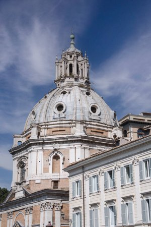 Téléchargez les photos : Les cathédrales des dômes de la basilique Santa Maria Maggiore également connue sous le nom de basilique Santa Maria Maggiore. Rome, Italie, Europe - en image libre de droit