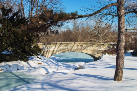 Foto de Nieve a finales del invierno en Eden Park, Cincinnati Ohio, Estados Unidos, América del Norte - Imagen libre de derechos