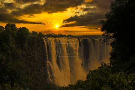Foto de The Victoria Falls in Zimbabwe and Zambia - Imagen libre de derechos