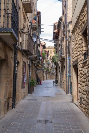 Foto de Calle en la histórica ciudad de Laguardia Rioja Alavesa el martes 25 de octubre de 2022 - Imagen libre de derechos