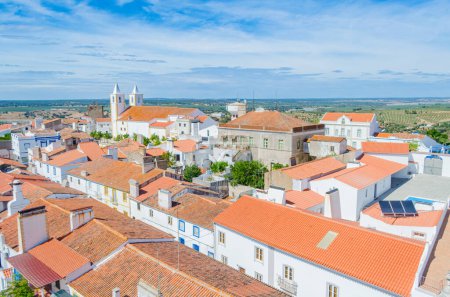 Blick auf das mittelalterliche Dorf Avis in der Region Alentejo. Portugal.