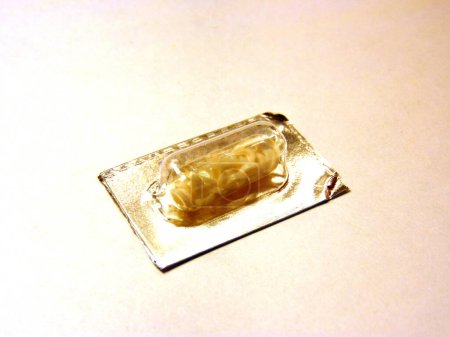 píldora de contraste para estudio de imagen del tracto digestivo en su ampolla