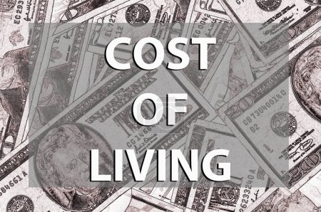 Téléchargez les photos : L'argent et le coût de la vie. - en image libre de droit