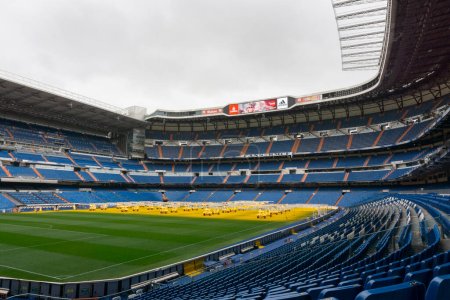 Téléchargez les photos : Real Madrid football club santiago bernabeu stade paysage - en image libre de droit