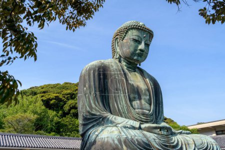 Téléchargez les photos : La grande statue de bouddha à Kamakura, Japon - en image libre de droit