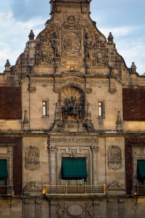 Foto de Hermosa vista de detalle en la plaza Zócalo en Ciudad de México. - Imagen libre de derechos