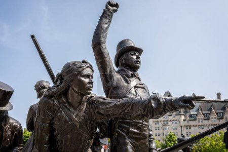 Foto de Guerra de 1812 Monumento fuera del bloque Este del Parlamento de Canadá en el centro de Ottawa, Ottawa, Ontario, Canadá el 27 de mayo de 2023 - Imagen libre de derechos
