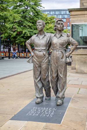 Photo for Women of Steel sculpture outside Sheffield City Hall in Sheffield, South Yorkshire, UK on 24 July 2023 - Royalty Free Image