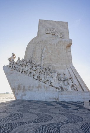 Foto de Monumento a los Descubrimientos en conmemoración de la Edad de los Descubrimientos en Portugal, Lisboa, Portugal, 12 de octubre de 2023 - Imagen libre de derechos