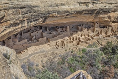Téléchargez les photos : Ancient Cliff Palace cliff dwelling in Mesa Verde National Park, Colorado, États-Unis le 20 avril 2024 - en image libre de droit