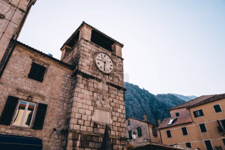 Foto de Torre del Reloj dentro de Stari Grad. Kotor Montenegro
. - Imagen libre de derechos