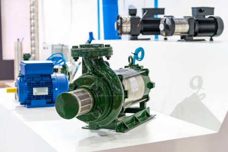 Horizontale Metall-Kreisel-Tauchpumpe mit Elektromotor zur Förderung oder Versorgung von Wasser usw. in der Industrie