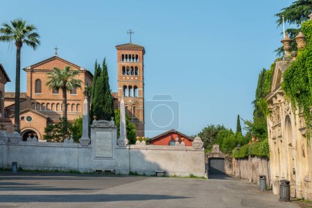 Foto de Iglesia en Piazza di Cavalieri di Malta en Roma - Imagen libre de derechos